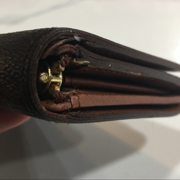 Authentic LV monogram Porte-Monnaie Tresor Wallet - Picture 5 of 17